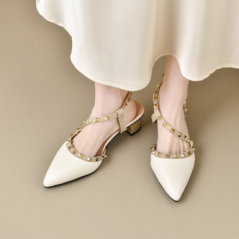 女性用光沢バックルストラップ付きファッショナブルサンダル、欧 - Women'S Shoes Trendy のレビューと価格