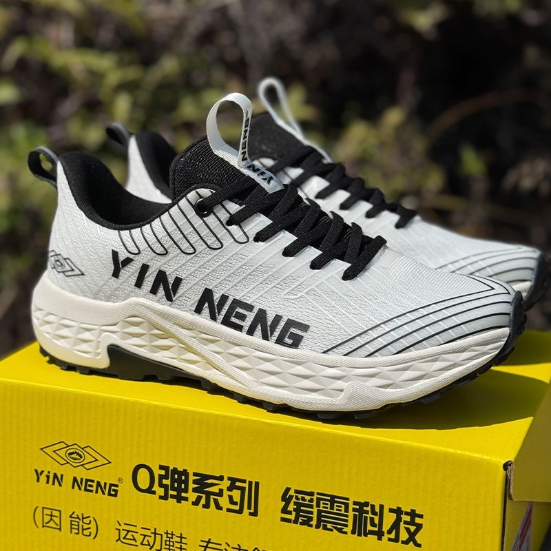 プロのスポーツシューズ男性女性用ワイドランニングシューズユニ - Women'S Shoes Vs Men'S Size のレビューと価格