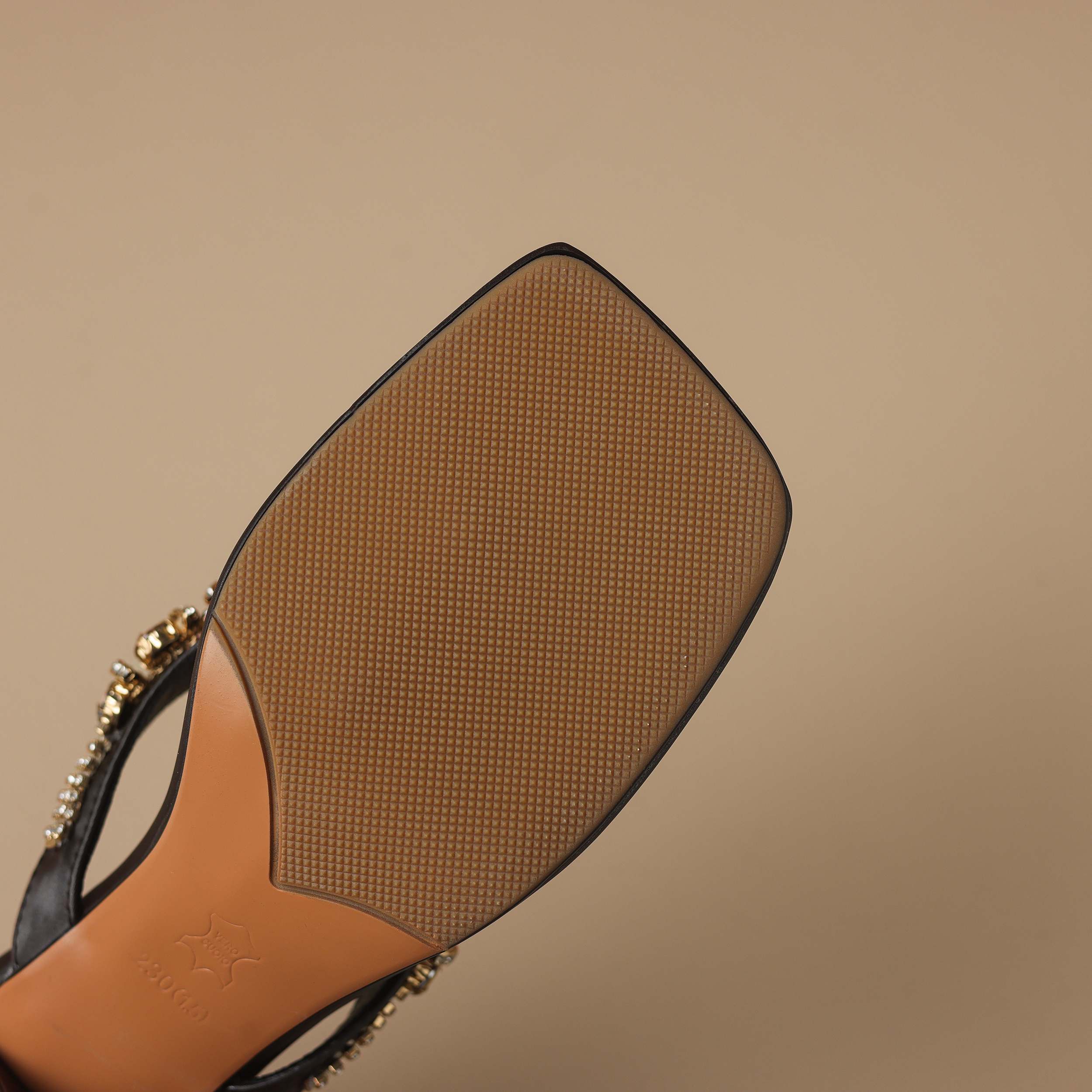 ビッグサイズ 32-43 ハイヒールクリスタルフリップフロッ - Women Shoes Branded のレビューと価格
