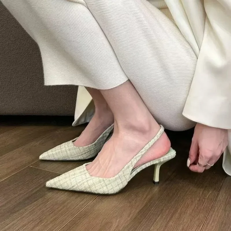ファッションブランドが女性向けにデザインしたニットプラットフ - Women Shoes Branded のレビューと価格