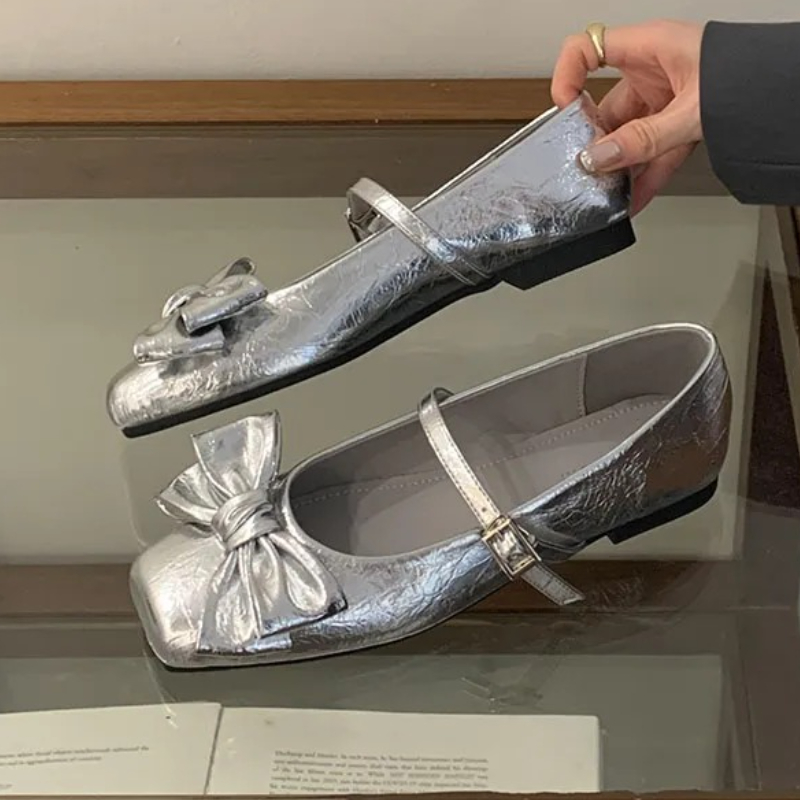 キュートな蝶結びスクエアトゥデザインゴールドレディースパンプ - Women Shoes Branded のレビューと価格