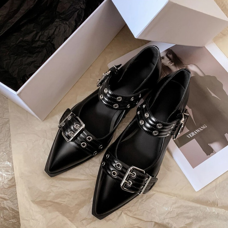 女性の靴デザイナーの高級ローヒールパンプスバックルファッショ - Square Toe Mule のレビューと価格