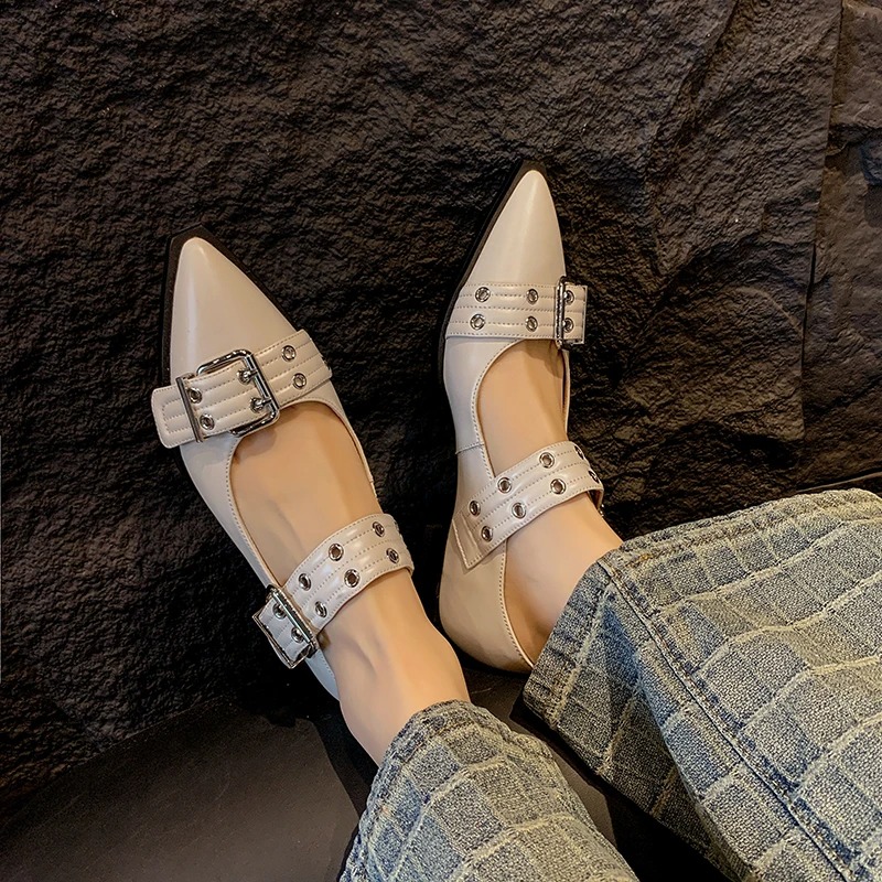 女性の靴デザイナーの高級ローヒールパンプスバックルファッショ - Square Toe Mule のレビューと価格